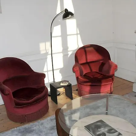 Petit Chateau A La Campagne. ヴィラ Beloeil