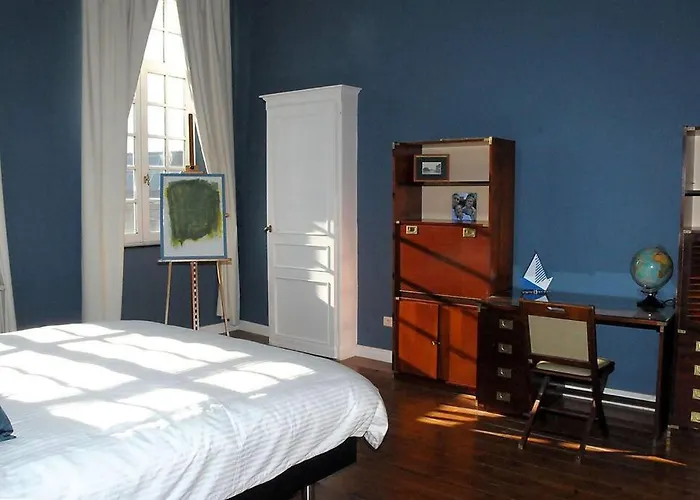 Petit Château à La Campagne. * Beloeil