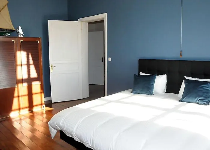 Villa Petit Château à La Campagne.